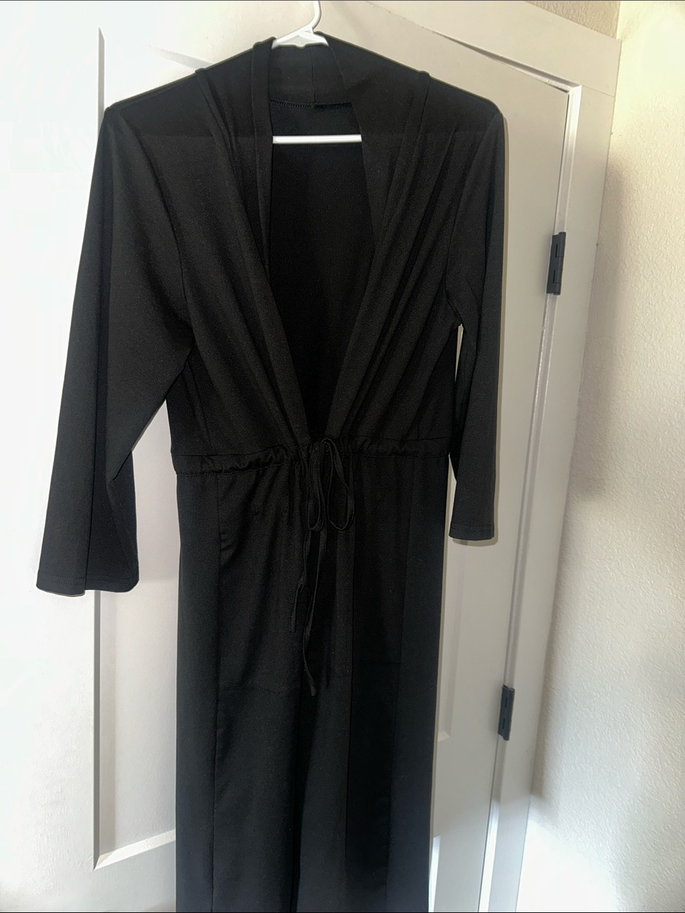 Source Unknown Black Long Women's Robe with Waist Tie